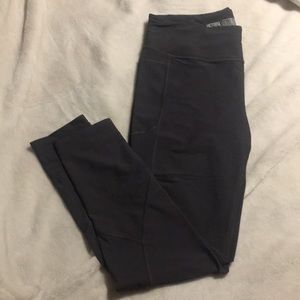 VS total knockout tight/leggings